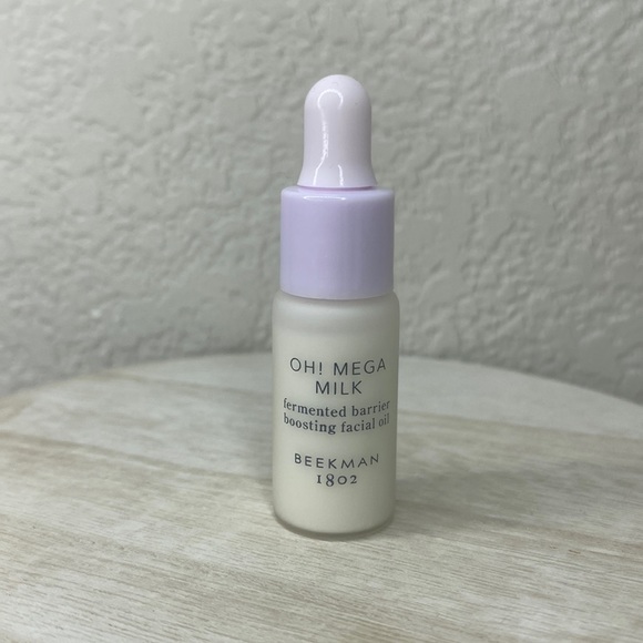Beekman 1802 Skincare 8 Beekman 82 Oh Mega Milk Fermented Barrier Boosting Facial Oil New